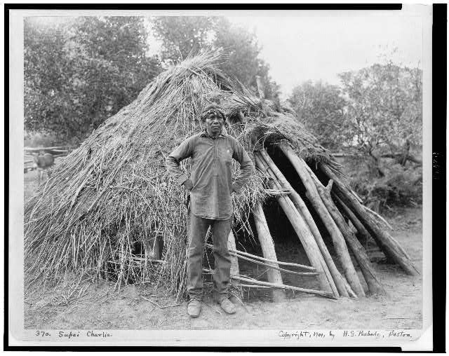 Black and white picture shows Pai home, showing construction of wickip. Circa 1901.