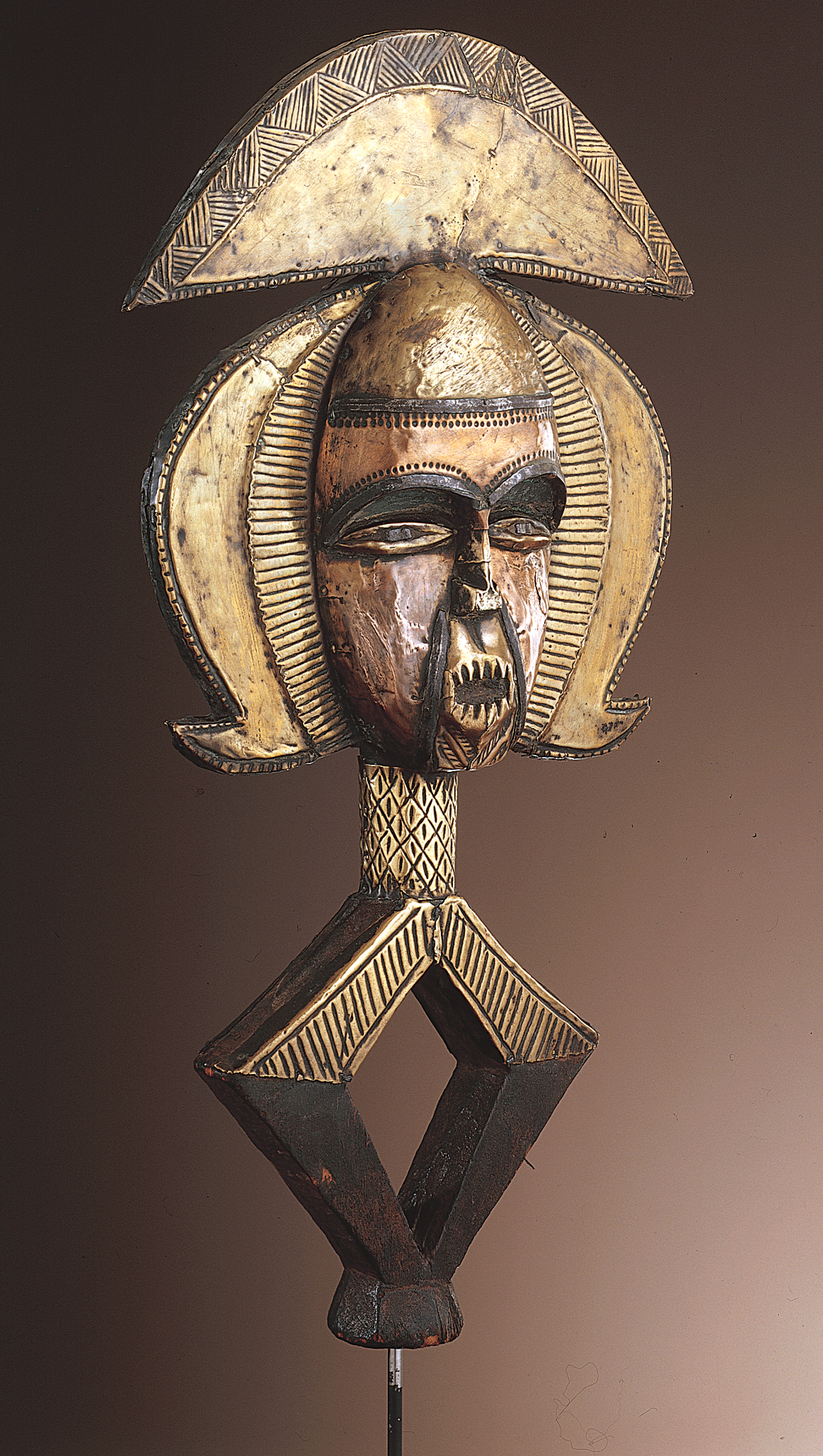 Reliquary guardian figure (mbulu ngulu)